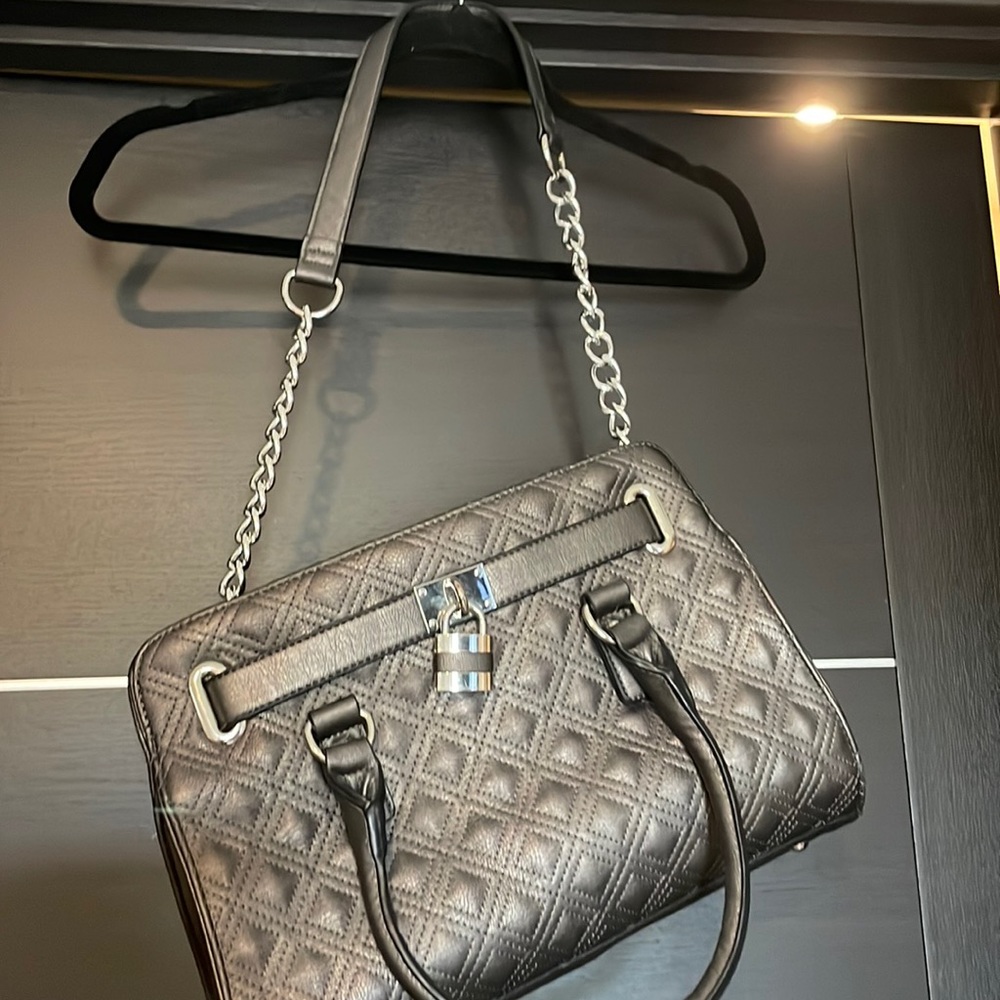 Gray purse.